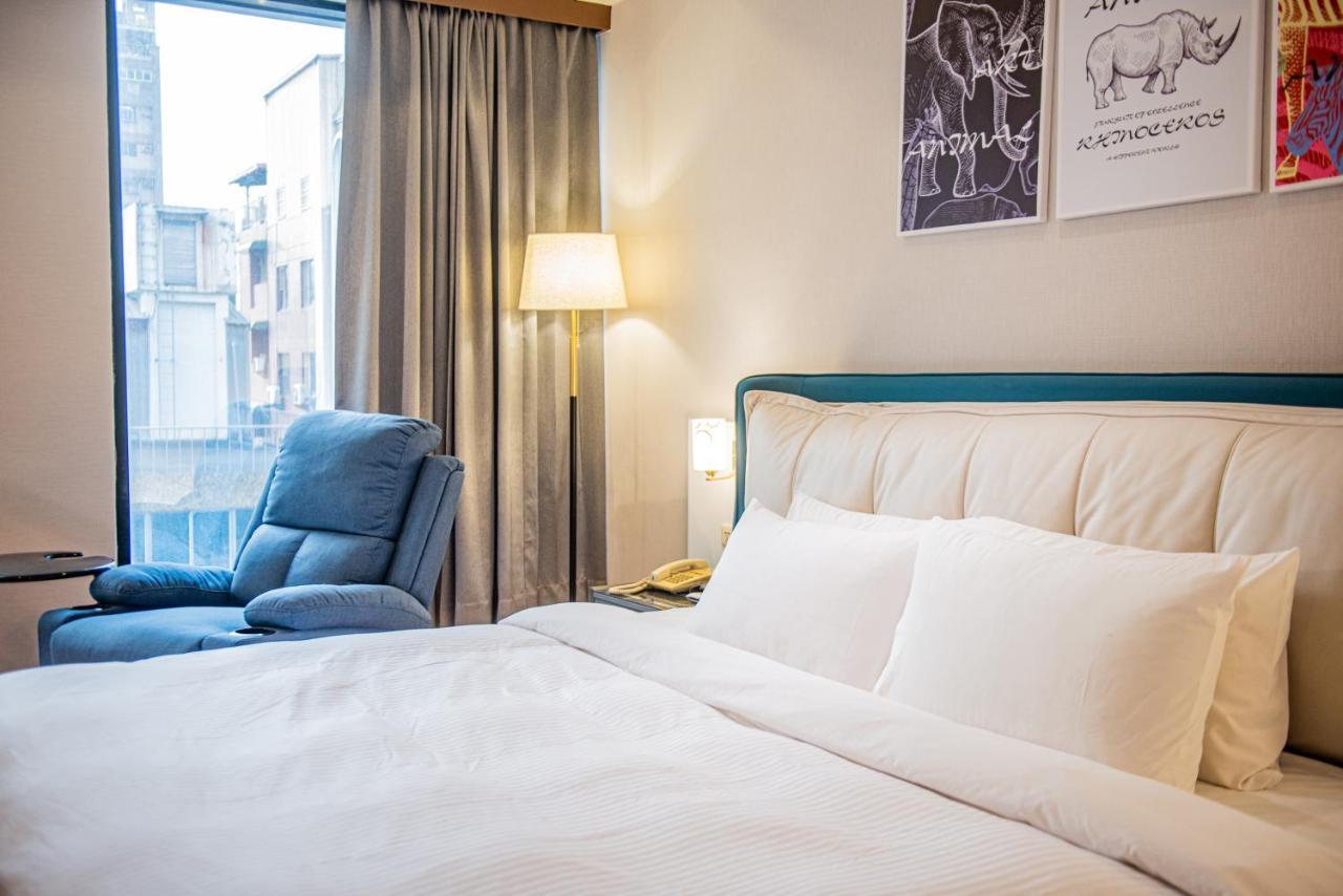 Wenpin Hotel - Pier 2 Καοσιούνγκ Εξωτερικό φωτογραφία