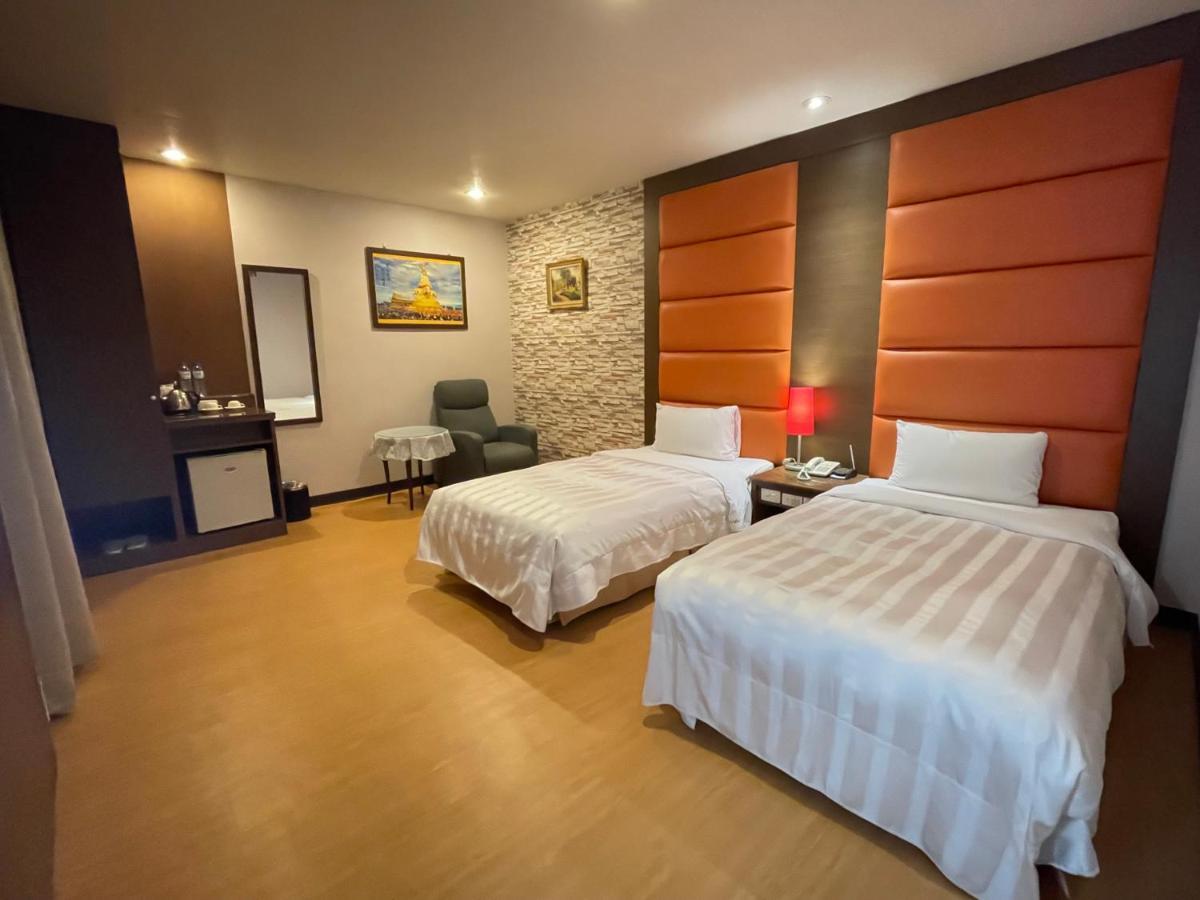 Wenpin Hotel - Pier 2 Καοσιούνγκ Εξωτερικό φωτογραφία