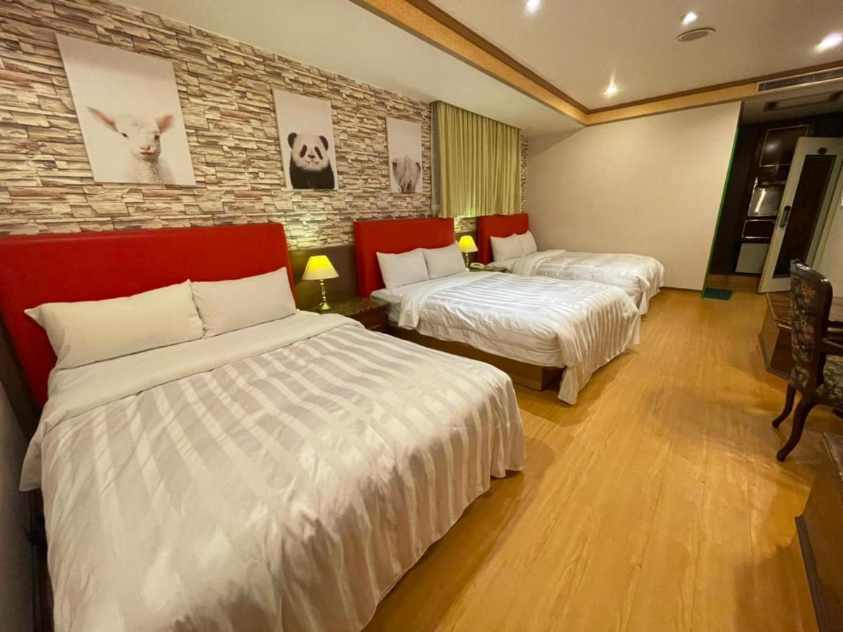 Wenpin Hotel - Pier 2 Καοσιούνγκ Εξωτερικό φωτογραφία